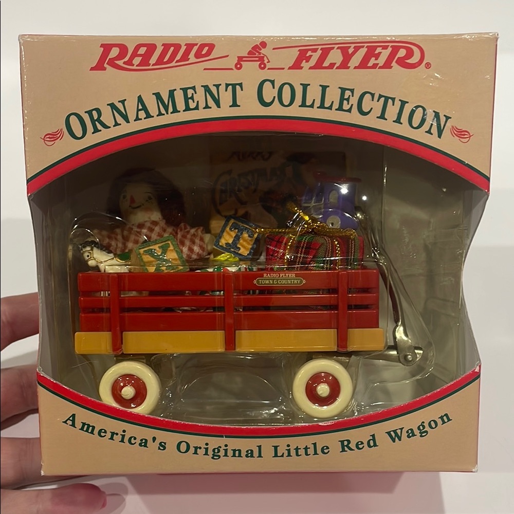 Radio Flyer Ornament Model 102